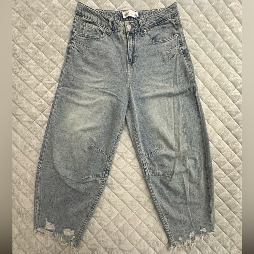 Raw Hem Barrel Jeans